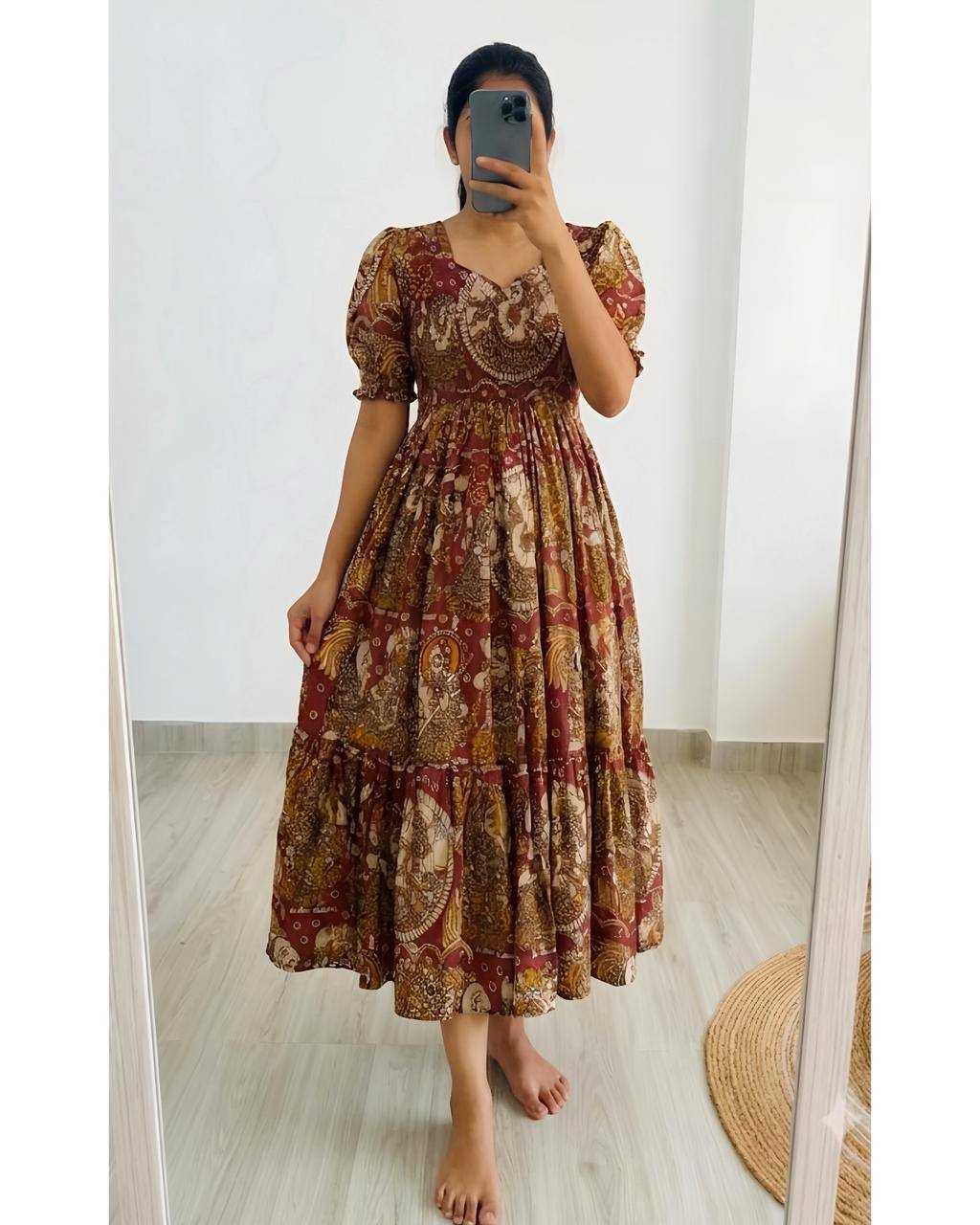 Naarira Chitralekha Cotton Printed Gown