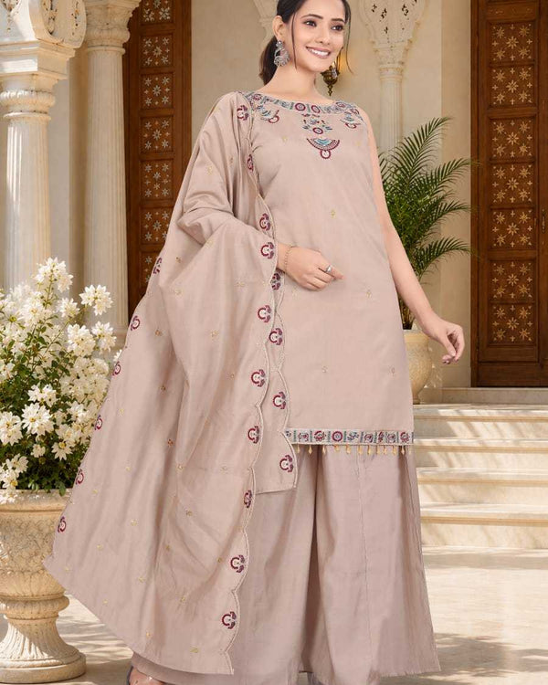 Naarira Plazzo Heavy Roman Silk Embroidery Suit