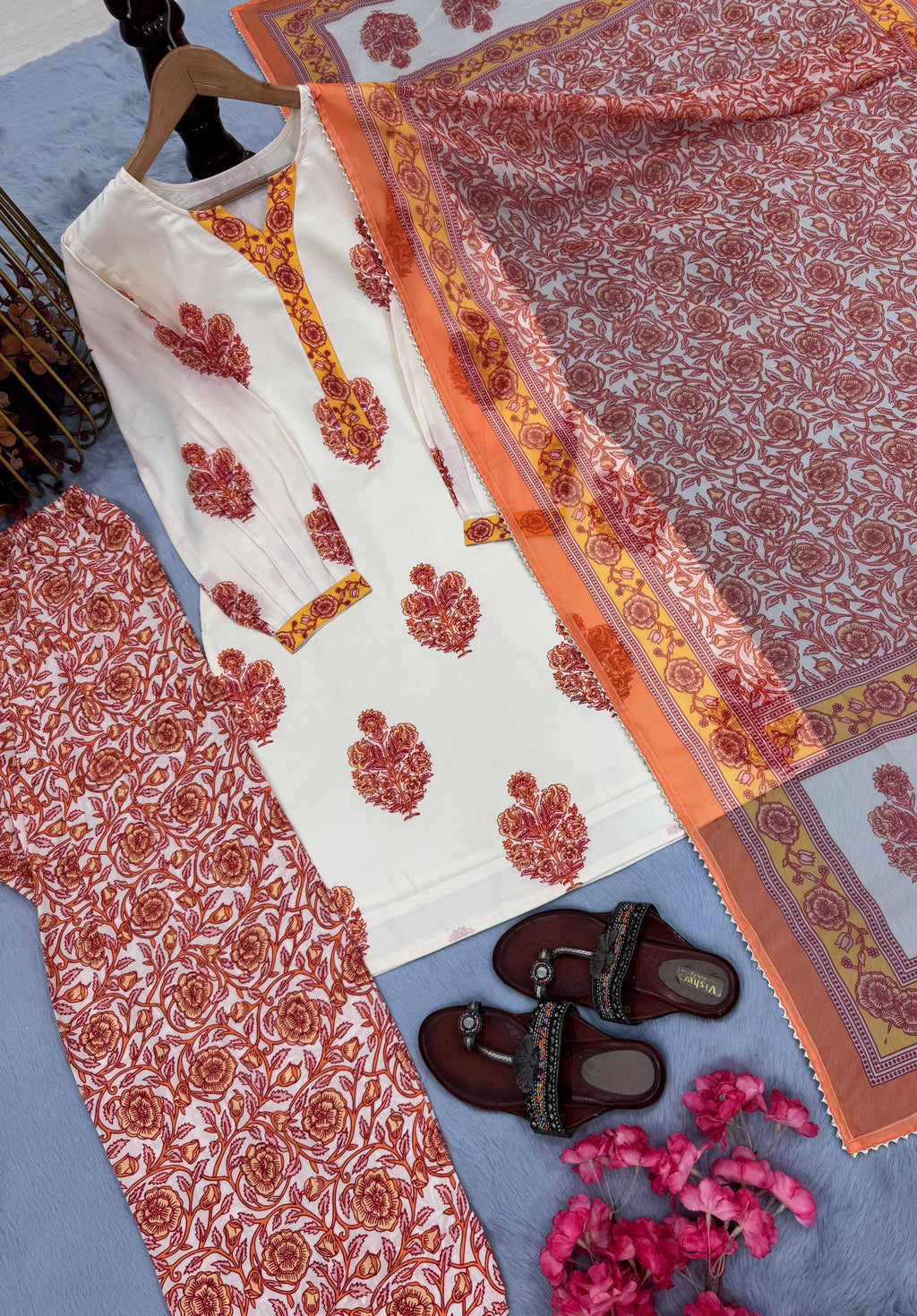 Naarira Geet Pure Masalin Cotton Printed Suit