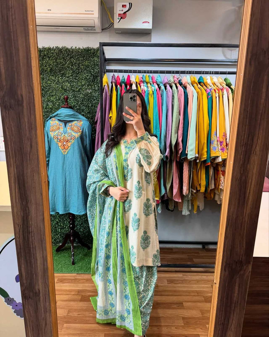 Naarira Geet Pure Masalin Cotton Printed Suit