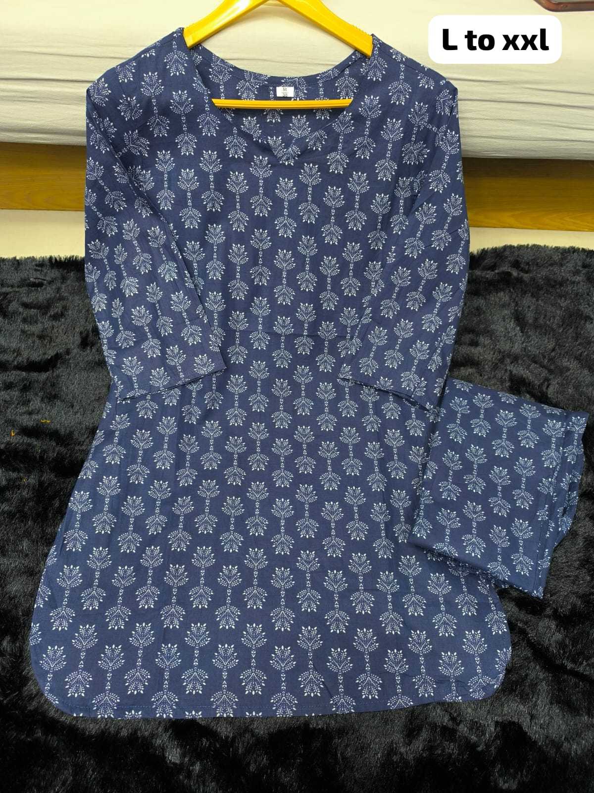 Naarira Maheshwari Cotton Short Kurti