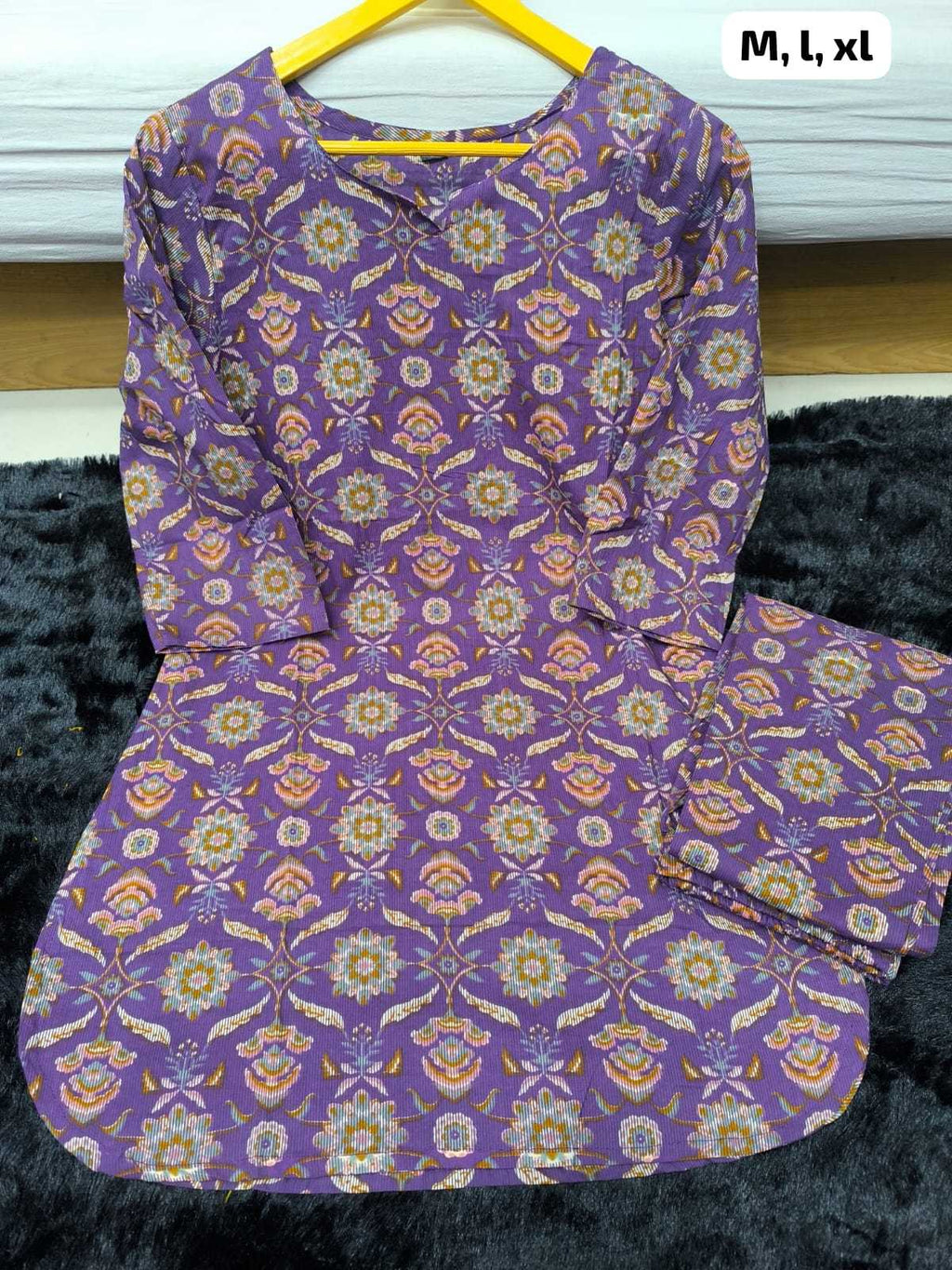 Naarira Maheshwari Cotton Short Kurti