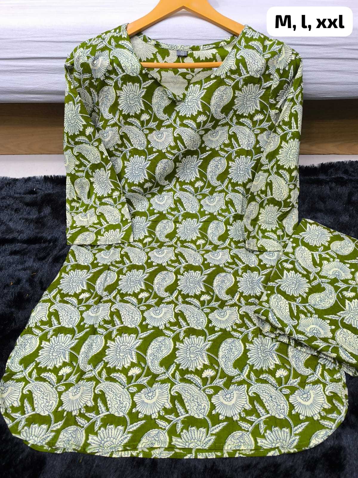 Naarira Maheshwari Cotton Short Kurti