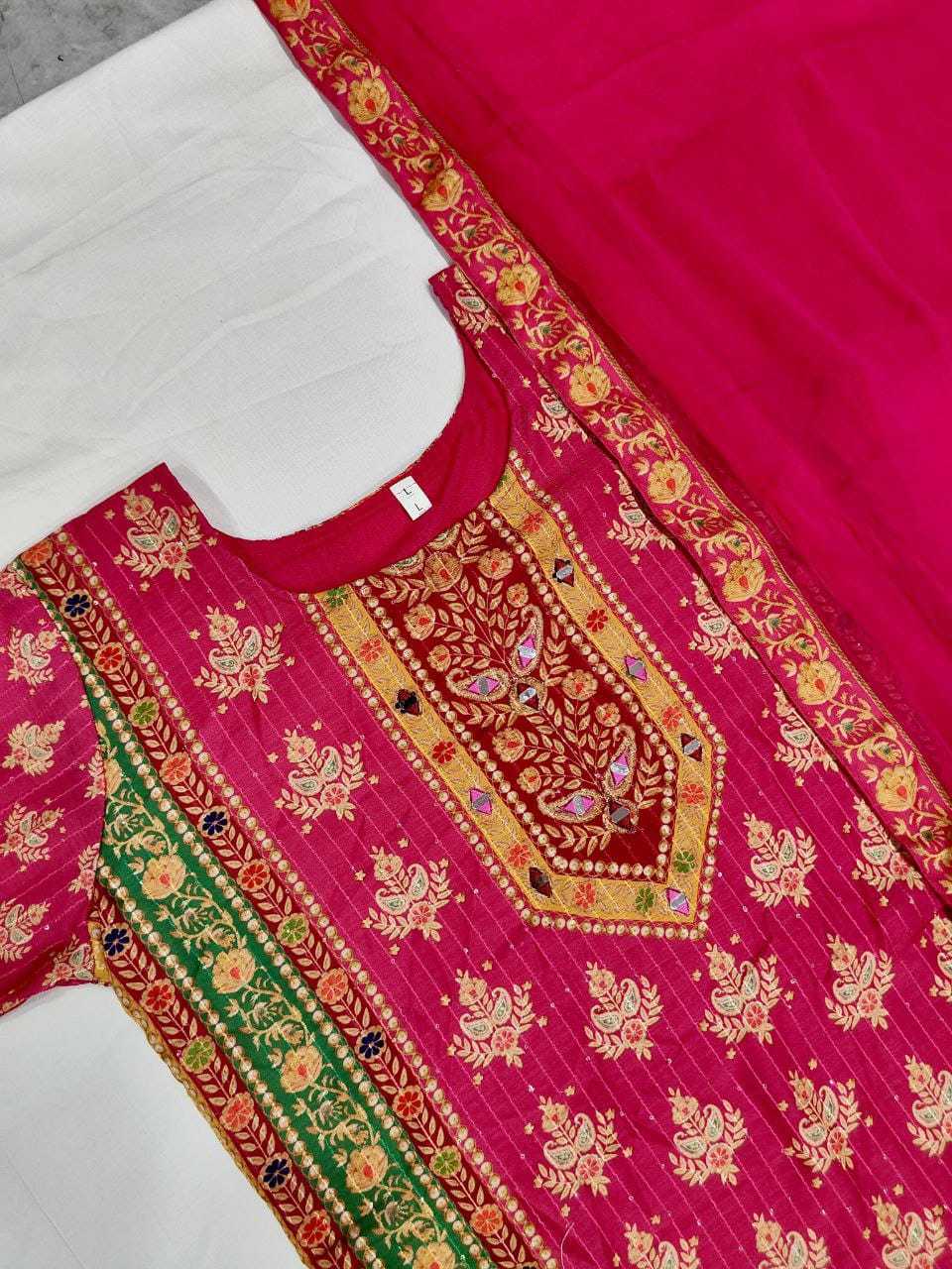 Naarira KESH625 38 Maslin Embroidery Suits