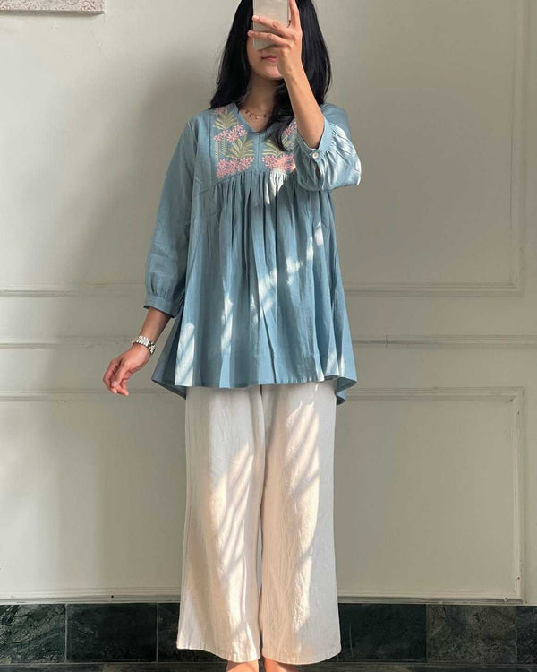 Naarira Janki Pure Cotton Embroidery Suit