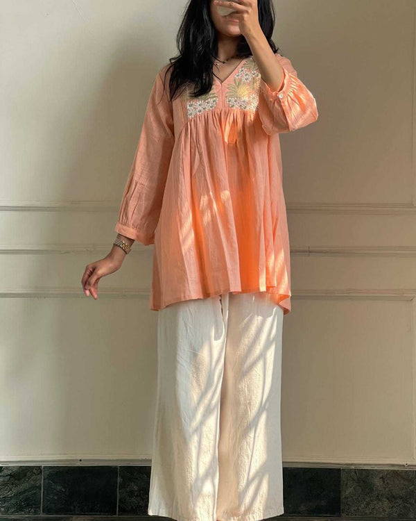 Naarira Janki Pure Cotton Embroidery Suit - alternate view