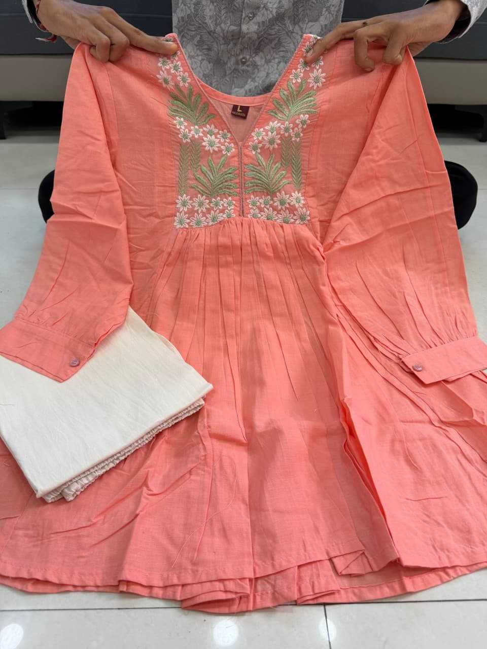 Naarira Janki Pure Cotton Embroidery Suit
