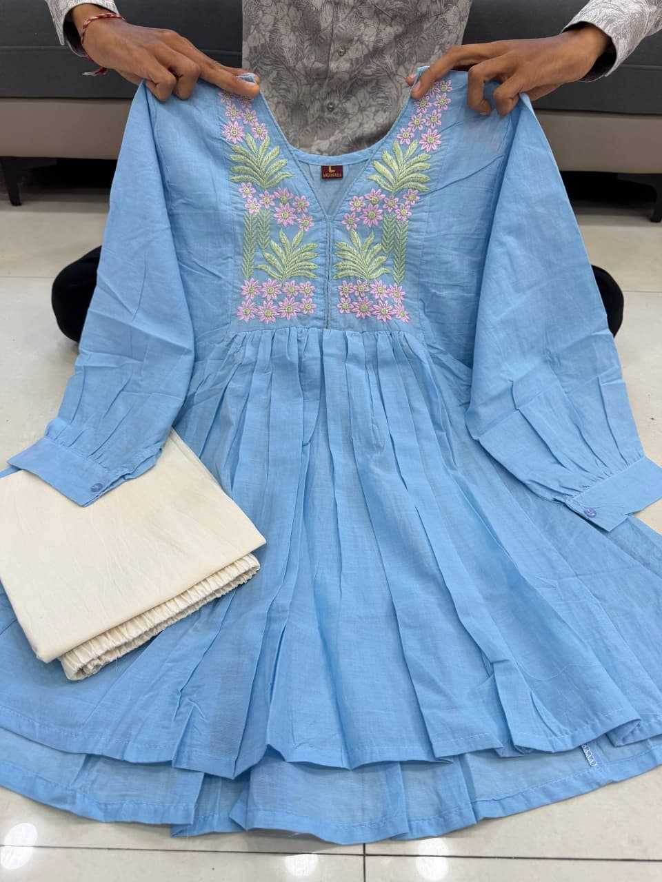 Naarira Janki Pure Cotton Embroidery Suit
