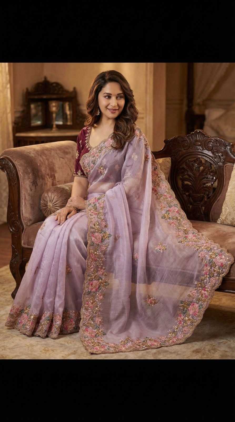 Naarira KESH651 Tina Soft Silk Soft Silk Sarees