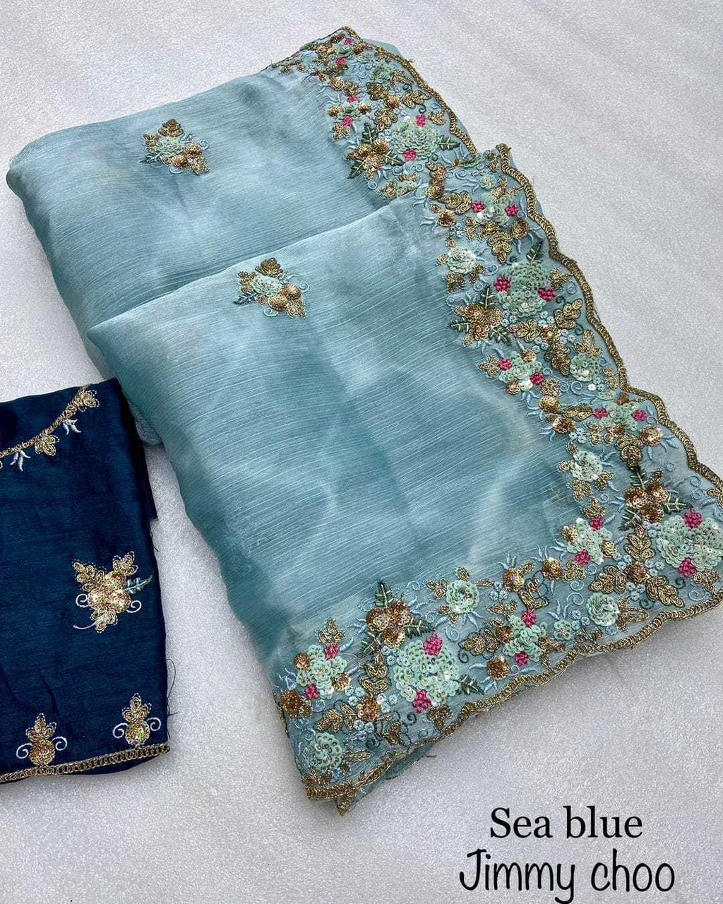 Naarira KESH651 Tina Soft Silk Soft Silk Sarees