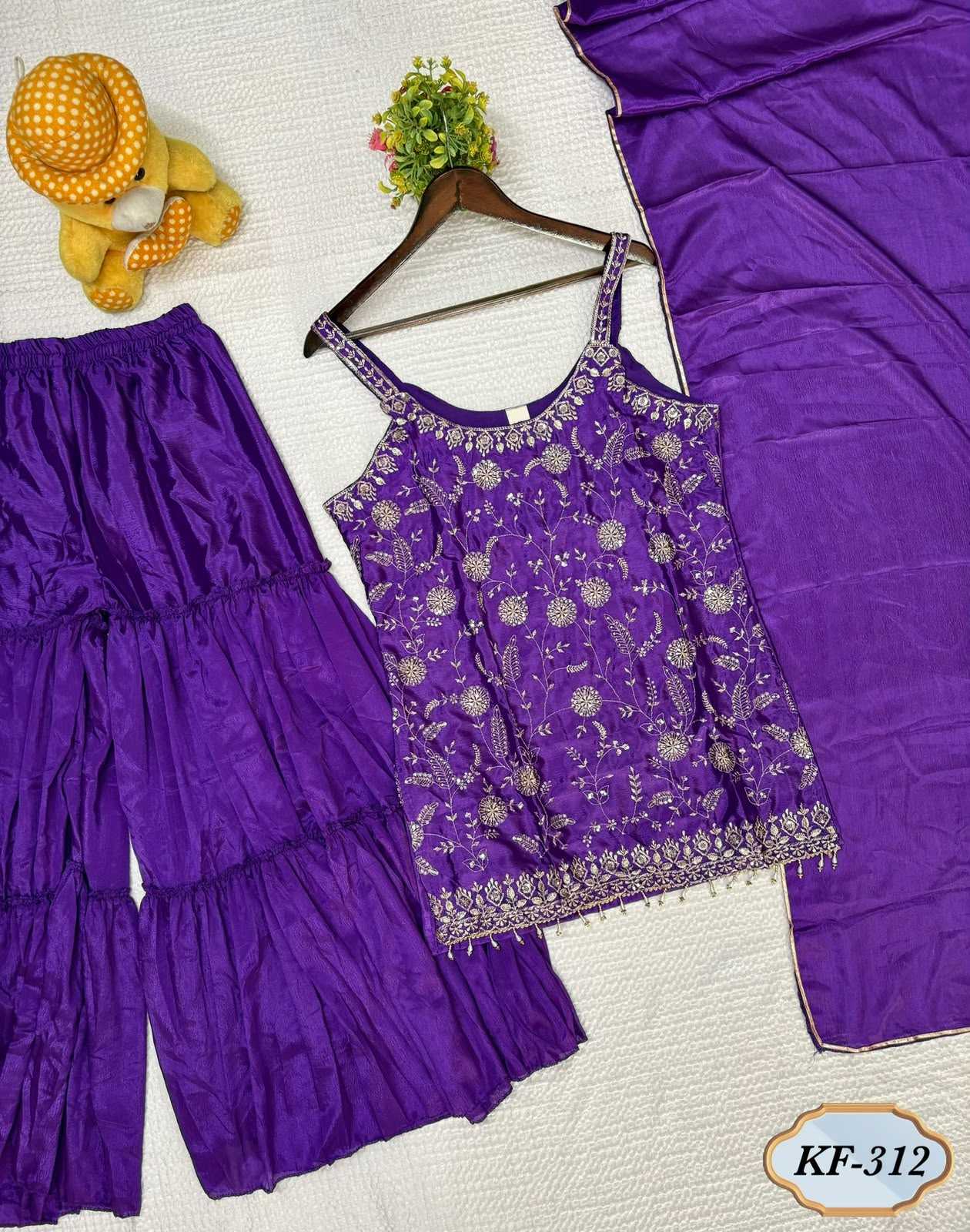 Naarira Chinon Purple 01 Suit