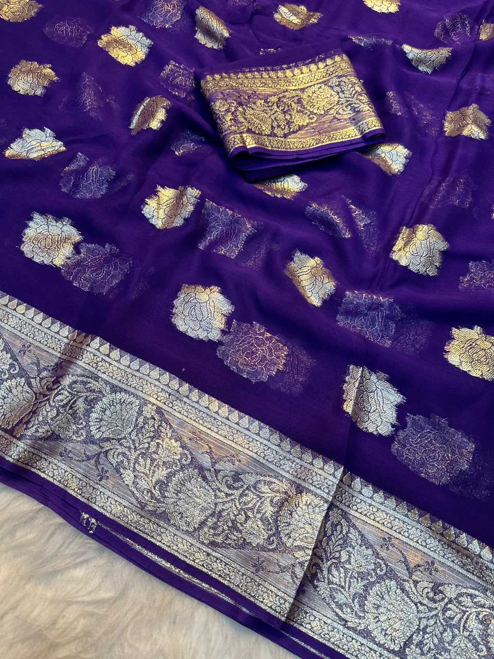 Naarira Garima Premium Georgette Designer Saree
