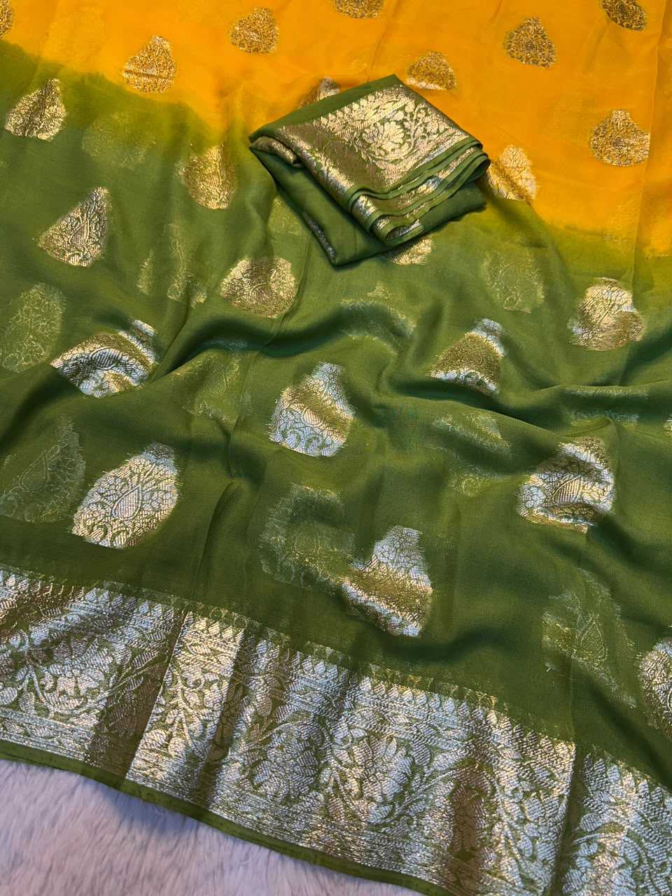 Naarira KESH671 Roshni Premium Georgette Designer Saree