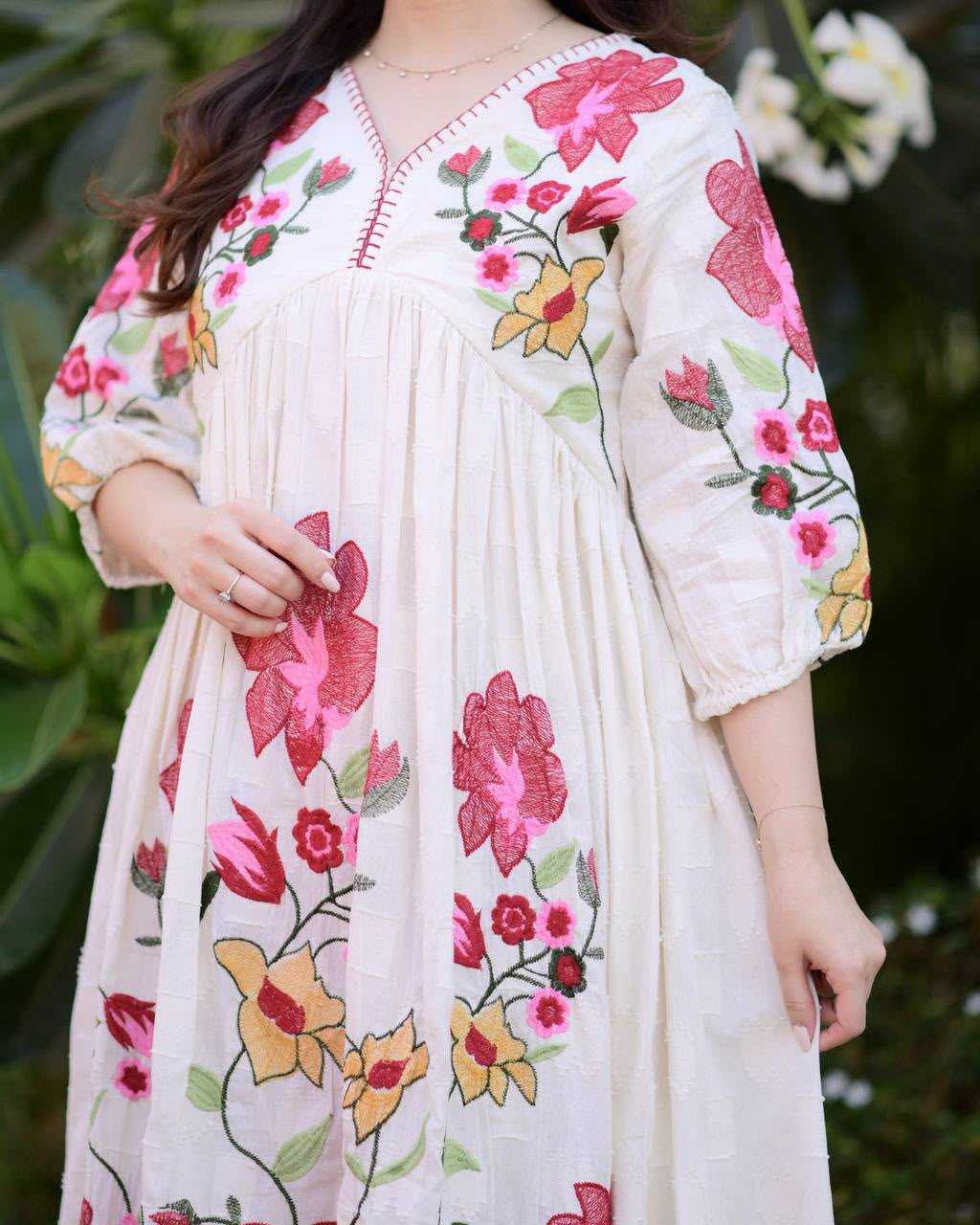 Naarira Rayon Fancy Gown