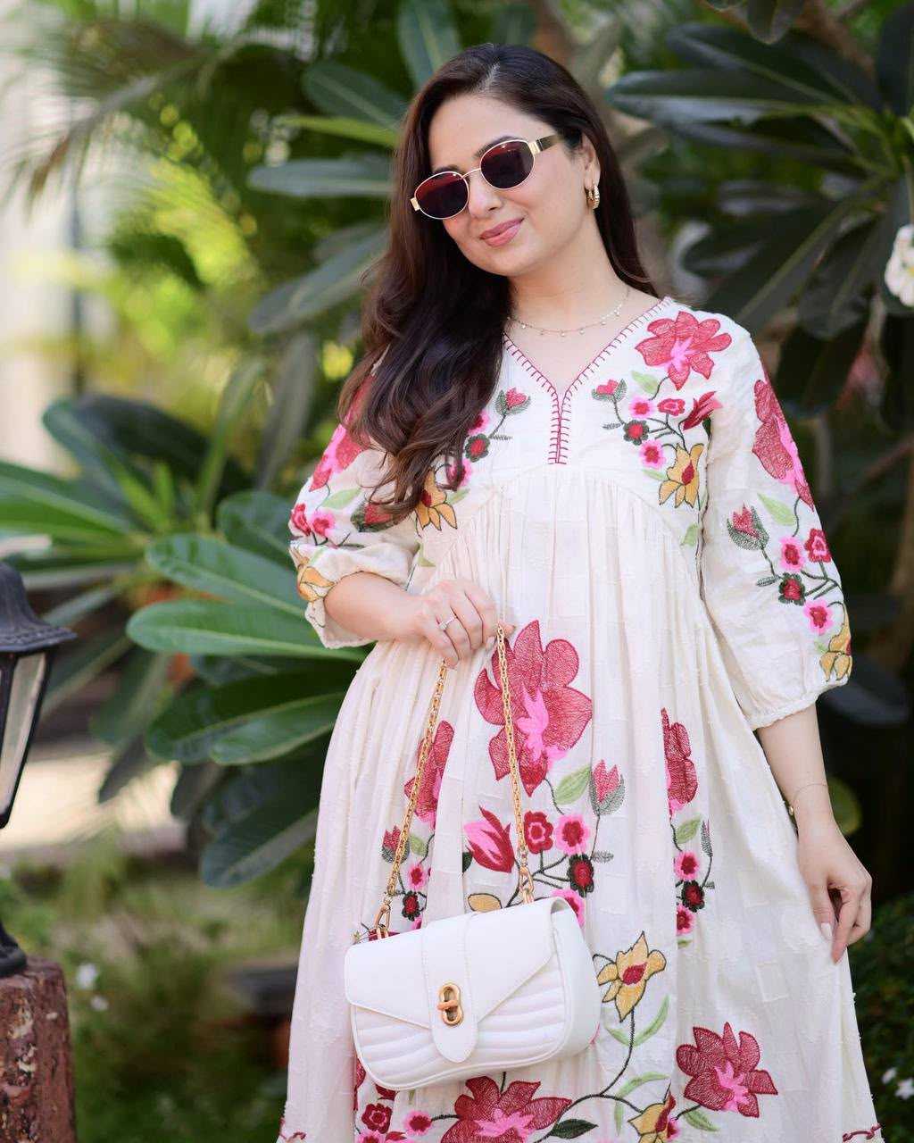 Naarira Rayon Fancy Gown