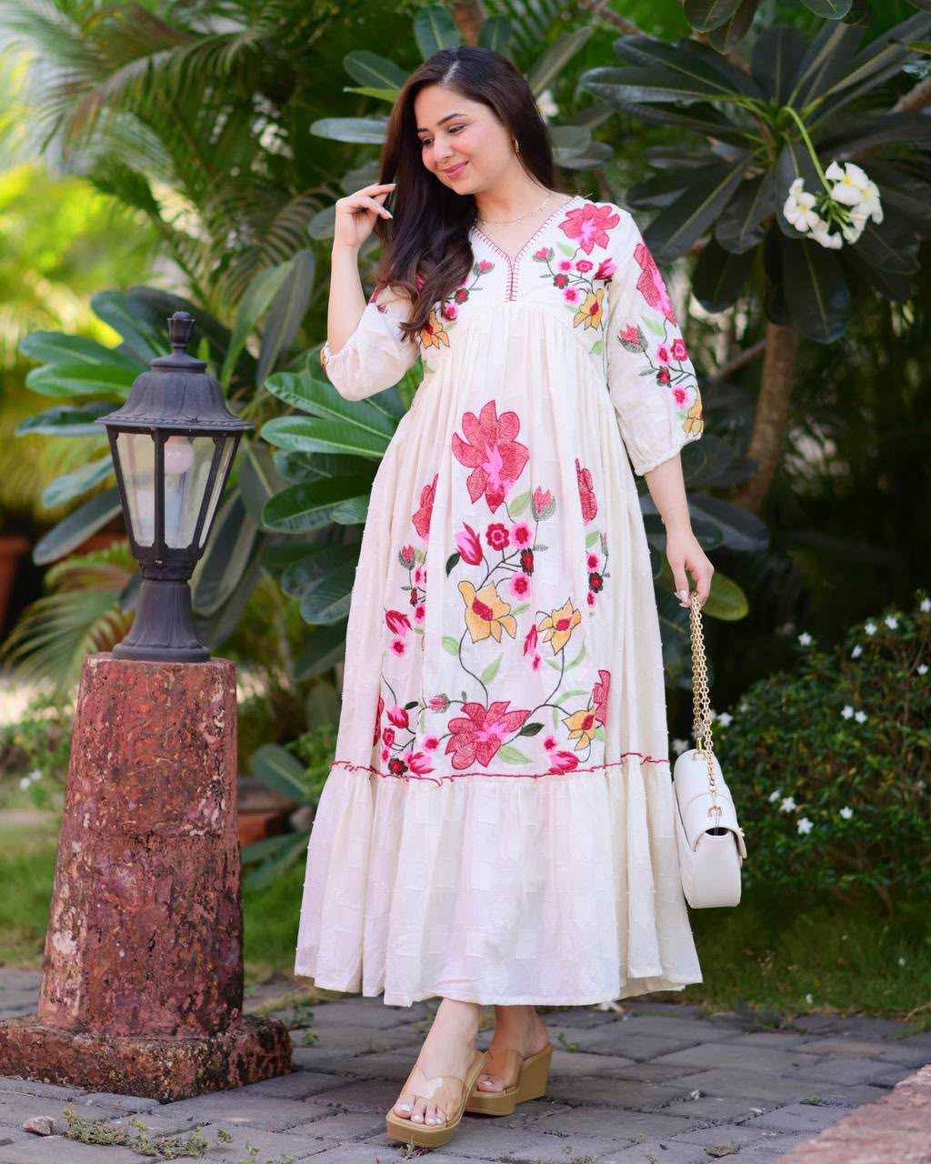 Naarira Rayon Fancy Gown