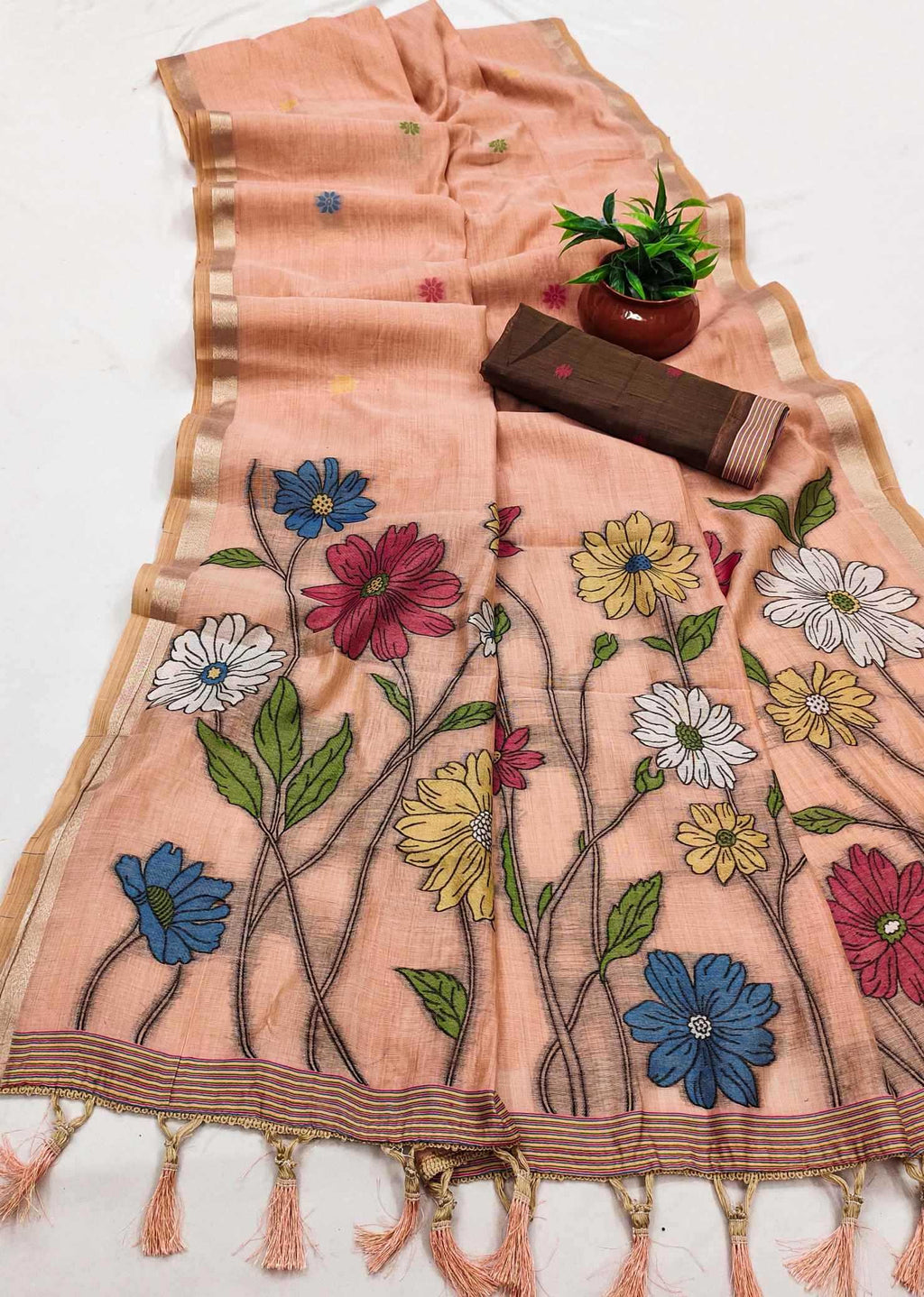 Naarira Floral Cotton Saree for Women