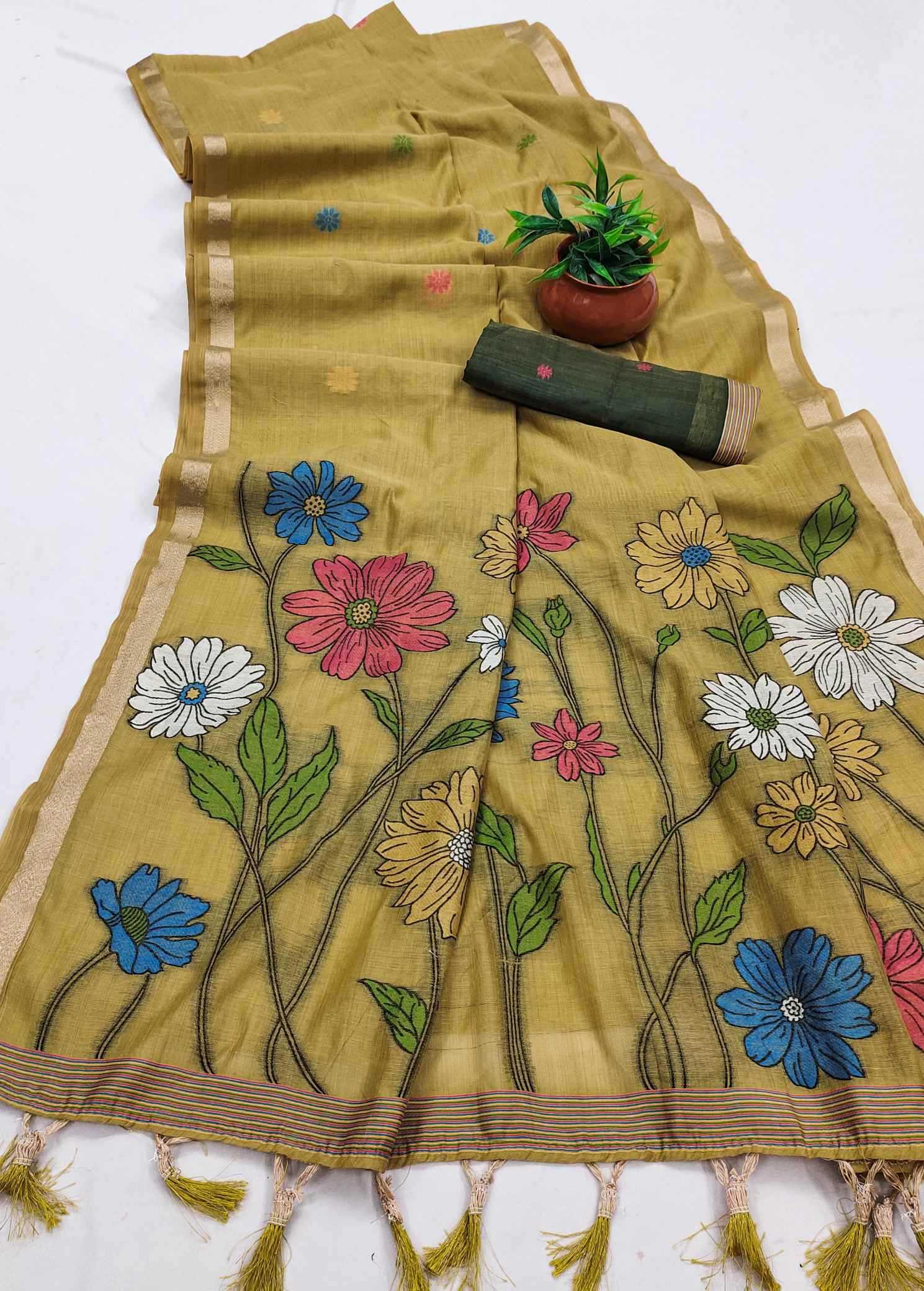 Naarira Floral Cotton Saree for Women