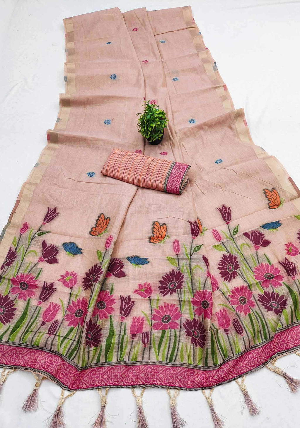 Naarira Butterfly Cotton Ethnic Saree for Women