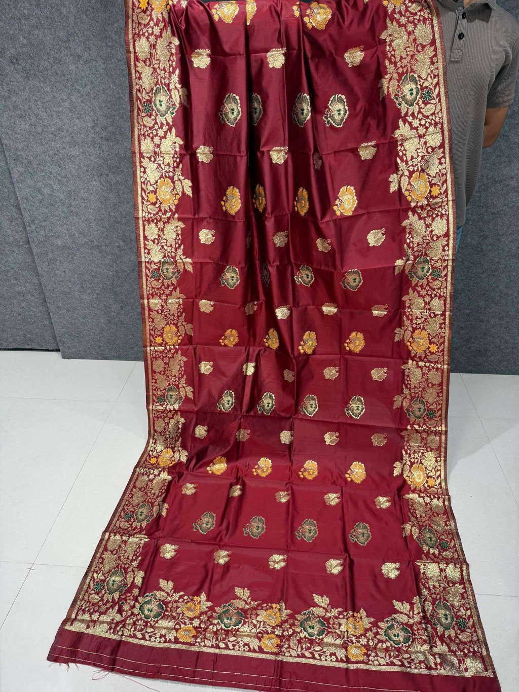 Naarira KESH739 banarasi silk Banarasi Soft Silk Banarasi Silk Sarees