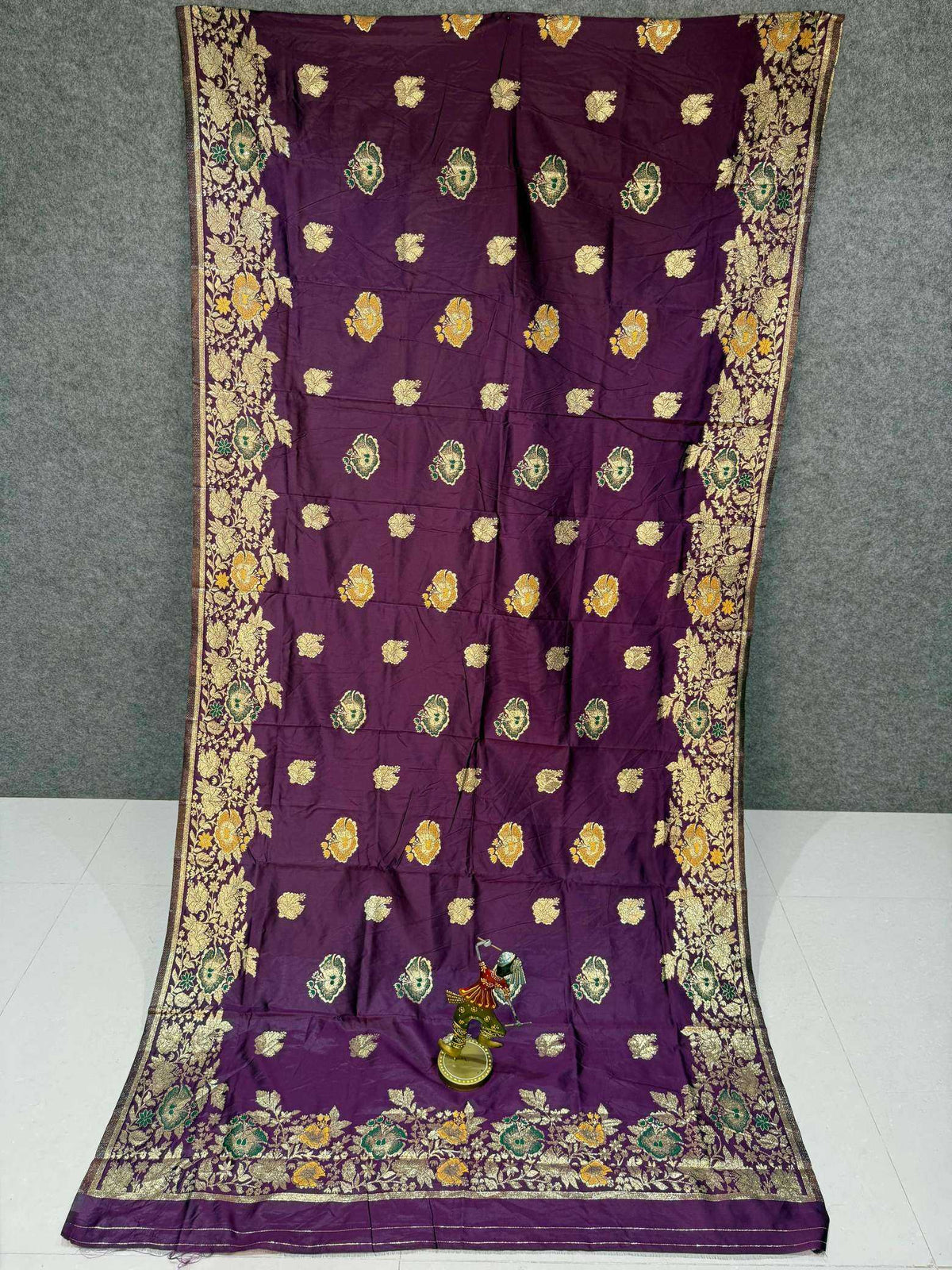 Naarira KESH739 banarasi silk Banarasi Soft Silk Banarasi Silk Sarees