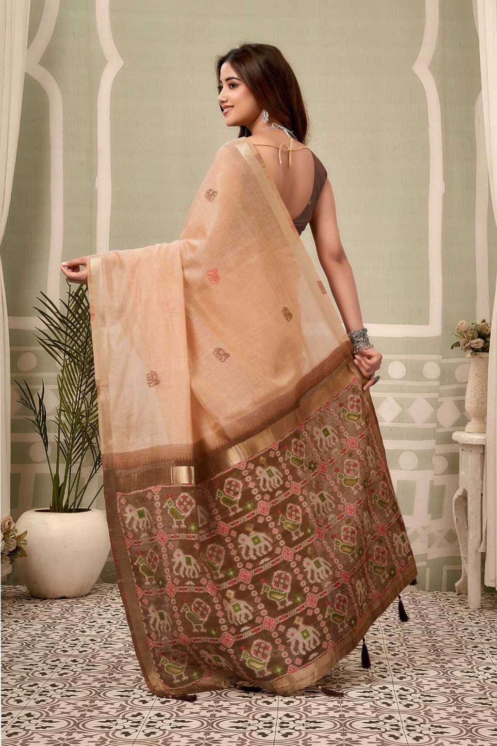 Naarira KESH744 GOBUNI SHANAYA Cotton Fancy Sarees
