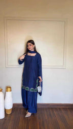 Naarira Silk Ladies Suits