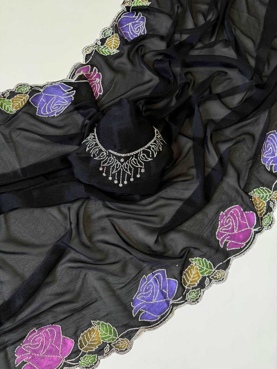Naarira Georgette Printed Saree