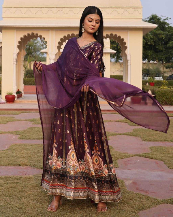 Narrira Evening Dresses - alternate view