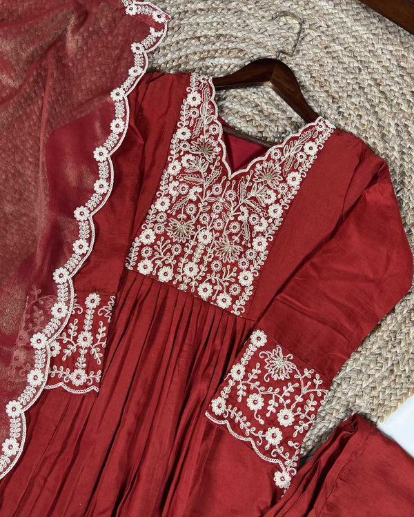 Naarira Festive Collections