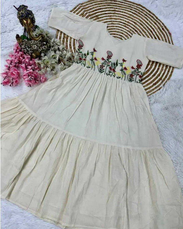 Naarira Embriorded Dress - alternate view