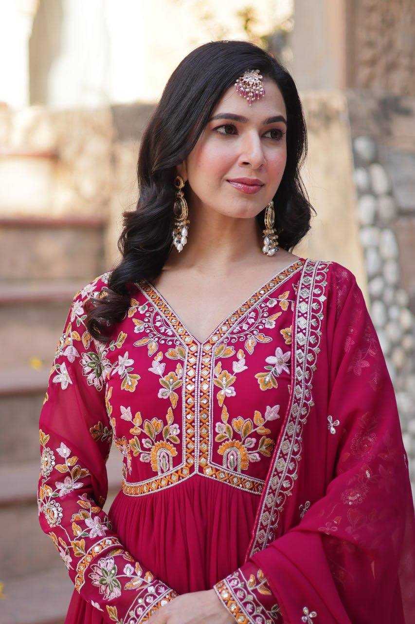 Naarira V-Neck Bridal Gowns