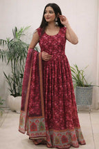 Naarira Organza Silk Floral Printed Gown