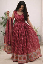 Naarira Organza Silk Floral Printed Gown
