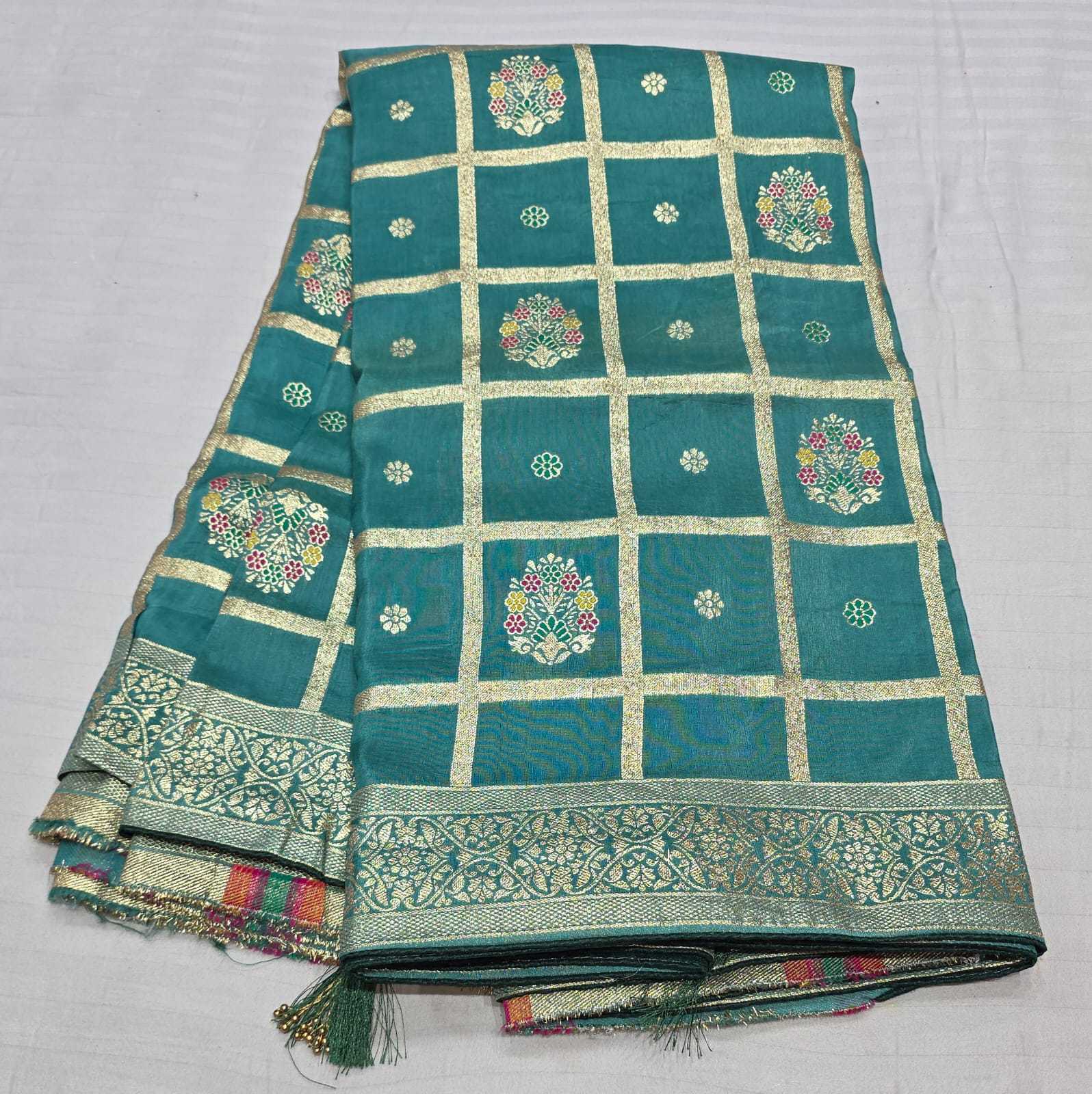 Naarira Gharchola Saree