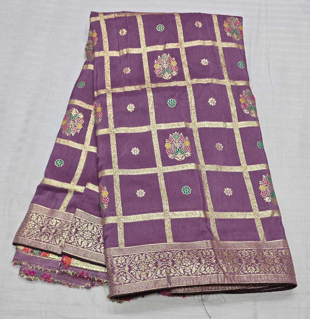 Naarira Gharchola Saree