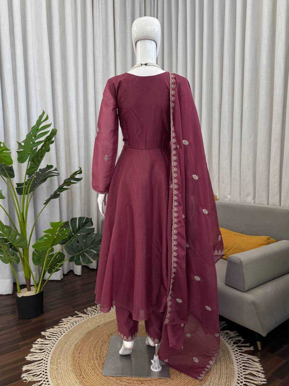 Naarira Ethnic HO Silk