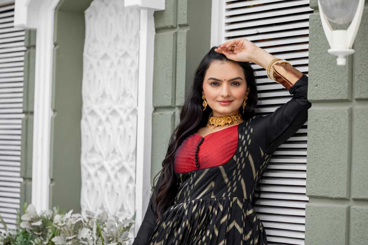 Naarira Soft Silk Zari Chevron Gown