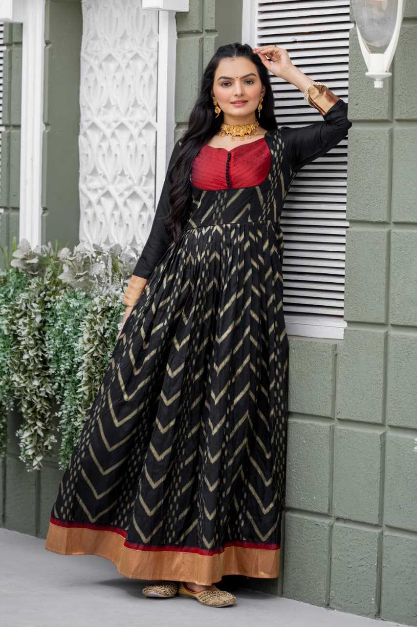 Naarira Soft Silk Zari Chevron Gown